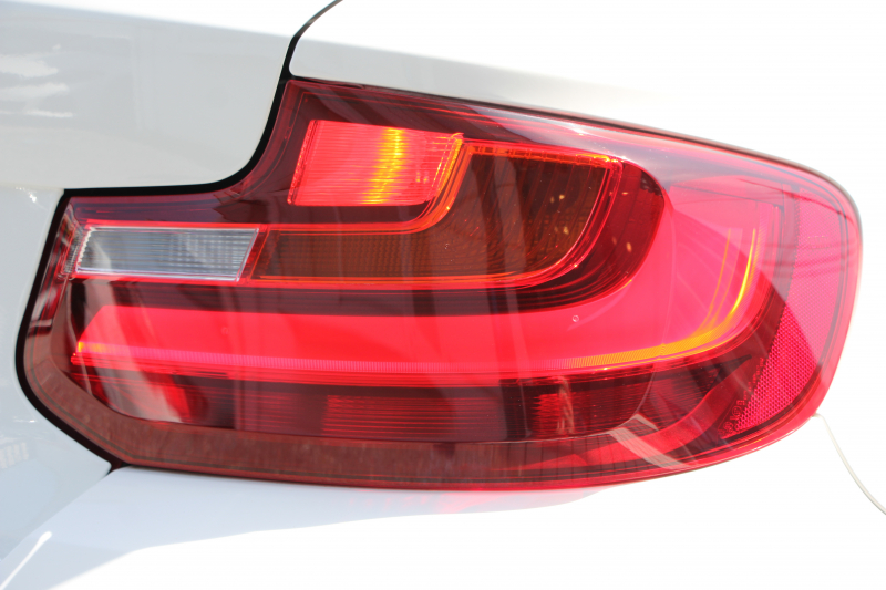 BMW 2シリーズ M235i ｸｰﾍﾟ1ｵｰﾅ 直6ﾀｰﾎﾞ326馬力 ﾋｰﾀｰ黒革 Mﾊﾟﾌｫｰﾏﾝｽﾘｯﾌﾟ&ｲﾝﾃﾘｱ BBS18AW ｱﾀﾞﾌﾟﾃｨﾌﾞMｻｽ Mｽﾎﾟｰﾂﾌﾞﾚｰｷ Bｶﾒﾗ&ﾘｱPDC 衝突軽減ﾌﾞﾚｰｷ 車線逸脱警告 歩行者警告 ﾌﾞﾚｰｷ付ｸﾙｺﾝ HDDﾅﾋﾞBluetooth接続 ｽﾏｰﾄｷｰ 専用ﾌﾞﾚｰｷ 2年保証