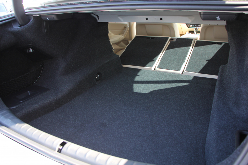 BMW 5シリーズ 530i ﾗｸﾞｼﾞｭｱﾘｰ ﾃﾞﾋﾞｭｰP 真珠色 ｷｬﾝﾍﾞﾗﾍﾞｰｼﾞｭ革 HUD ｿﾌﾄｸﾛｰｽﾞﾄﾞｱ ｼﾞｪｽﾁｬｰC 全ﾋｰﾀｰ 追従ACC ｽﾃｱﾘﾝｸﾞｻﾎﾟｰﾄ ﾀｯﾁ画面HDDﾅﾋﾞTV 360度ｶﾒﾗ LEDﾍｯﾄﾞﾗｲﾄ 電動ﾄﾗﾝｸ 2年保証