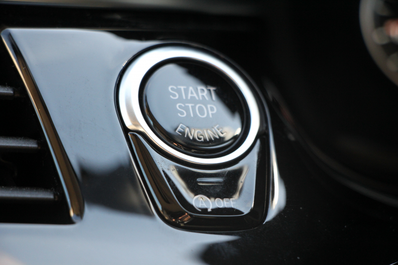 BMW 5シリーズ 530i ﾗｸﾞｼﾞｭｱﾘｰ ﾃﾞﾋﾞｭｰP 真珠色 ｷｬﾝﾍﾞﾗﾍﾞｰｼﾞｭ革 HUD ｿﾌﾄｸﾛｰｽﾞﾄﾞｱ ｼﾞｪｽﾁｬｰC 全ﾋｰﾀｰ 追従ACC ｽﾃｱﾘﾝｸﾞｻﾎﾟｰﾄ ﾀｯﾁ画面HDDﾅﾋﾞTV 360度ｶﾒﾗ LEDﾍｯﾄﾞﾗｲﾄ 電動ﾄﾗﾝｸ 2年保証