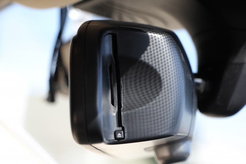 BMW 5シリーズ 530i ﾗｸﾞｼﾞｭｱﾘｰ ﾃﾞﾋﾞｭｰP 真珠色 ｷｬﾝﾍﾞﾗﾍﾞｰｼﾞｭ革 HUD ｿﾌﾄｸﾛｰｽﾞﾄﾞｱ ｼﾞｪｽﾁｬｰC 全ﾋｰﾀｰ 追従ACC ｽﾃｱﾘﾝｸﾞｻﾎﾟｰﾄ ﾀｯﾁ画面HDDﾅﾋﾞTV 360度ｶﾒﾗ LEDﾍｯﾄﾞﾗｲﾄ 電動ﾄﾗﾝｸ 2年保証