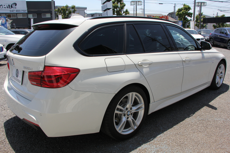 BMW 3シリーズ 320d ﾂｰﾘﾝｸﾞMｽﾎﾟｰﾂ 後期 ﾊﾟﾉﾗﾏｻﾝﾙｰﾌ 液晶ﾒｰﾀｰ 後席ﾓﾆﾀｰ LEDﾍｯﾄﾞﾗｲﾄ&ﾃｰﾙ 追従ACC ﾚｰﾝﾁｪﾝｼﾞ警告 ﾌﾙｾｸﾞTV ﾀｯﾁ画面HDDﾅﾋﾞHi-fiｽﾋﾟｰｶｰ 電動ﾄﾗﾝｸ Mﾊﾟﾌｫｰﾏﾝｽｽﾎﾟｲﾗｰ 衝突軽減ﾌﾞﾚｰｷ 車線逸脱警告 歩行者警告 2年保証