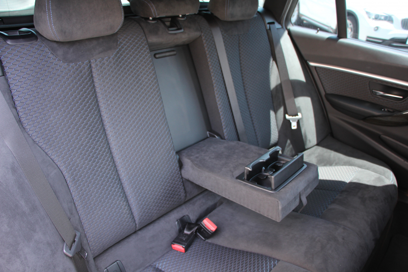 BMW 3シリーズ 320d ﾂｰﾘﾝｸﾞMｽﾎﾟｰﾂ 後期 ﾊﾟﾉﾗﾏｻﾝﾙｰﾌ 液晶ﾒｰﾀｰ 後席ﾓﾆﾀｰ LEDﾍｯﾄﾞﾗｲﾄ&ﾃｰﾙ 追従ACC ﾚｰﾝﾁｪﾝｼﾞ警告 ﾌﾙｾｸﾞTV ﾀｯﾁ画面HDDﾅﾋﾞHi-fiｽﾋﾟｰｶｰ 電動ﾄﾗﾝｸ Mﾊﾟﾌｫｰﾏﾝｽｽﾎﾟｲﾗｰ 衝突軽減ﾌﾞﾚｰｷ 車線逸脱警告 歩行者警告 2年保証