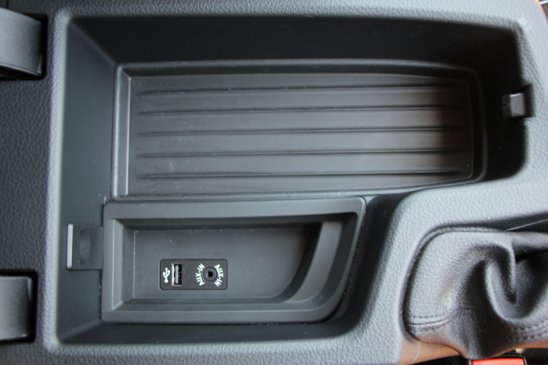 BMW 3シリーズ 320i ｸﾞﾗﾝﾂｰﾘｽﾓ ﾗｸﾞｼﾞｭｱﾘｰ 1ｵｰﾅ 追従ACC ﾋｰﾀｰ茶革 衝突軽減ﾌﾞﾚｰｷ 車線逸脱警告 歩行者警告 ﾀｯﾁﾊﾟｯﾄﾞ対応iﾄﾞﾗｲﾌﾞHDDﾅﾋﾞBｶﾒﾗ 電動ﾄﾗﾝｸ ｽﾏｰﾄｷｰ Bluetooth接続 ｸﾛｰﾑﾗｲﾝｴｸｽﾃﾘｱ 2年保証