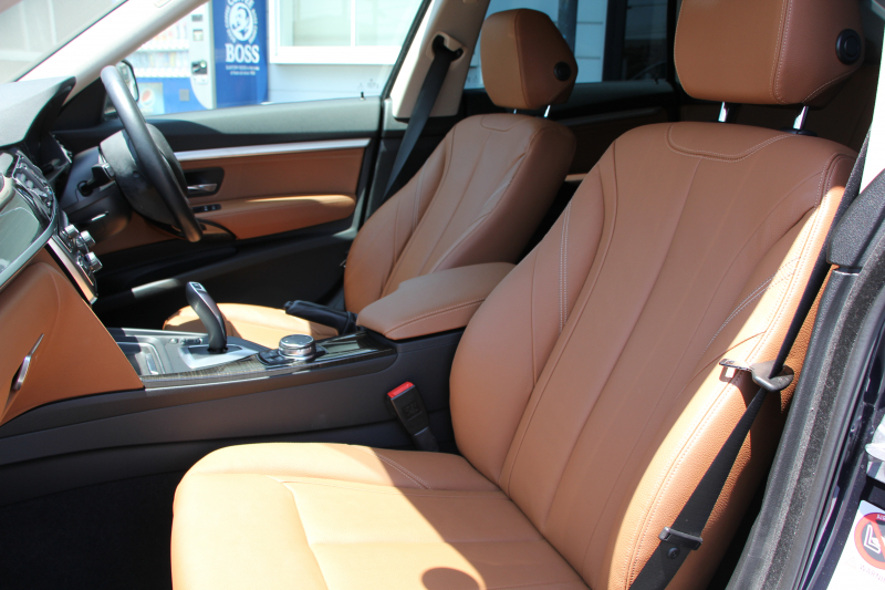 BMW 3シリーズ 320i ｸﾞﾗﾝﾂｰﾘｽﾓ ﾗｸﾞｼﾞｭｱﾘｰ 1ｵｰﾅ 追従ACC ﾋｰﾀｰ茶革 衝突軽減ﾌﾞﾚｰｷ 車線逸脱警告 歩行者警告 ﾀｯﾁﾊﾟｯﾄﾞ対応iﾄﾞﾗｲﾌﾞHDDﾅﾋﾞBｶﾒﾗ 電動ﾄﾗﾝｸ ｽﾏｰﾄｷｰ Bluetooth接続 ｸﾛｰﾑﾗｲﾝｴｸｽﾃﾘｱ 2年保証