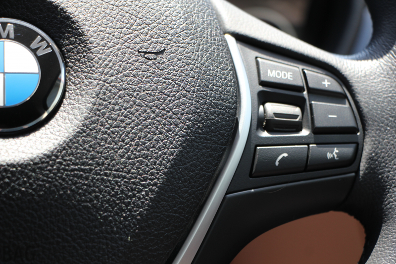 BMW 3シリーズ 320i ｸﾞﾗﾝﾂｰﾘｽﾓ ﾗｸﾞｼﾞｭｱﾘｰ 1ｵｰﾅ 追従ACC ﾋｰﾀｰ茶革 衝突軽減ﾌﾞﾚｰｷ 車線逸脱警告 歩行者警告 ﾀｯﾁﾊﾟｯﾄﾞ対応iﾄﾞﾗｲﾌﾞHDDﾅﾋﾞBｶﾒﾗ 電動ﾄﾗﾝｸ ｽﾏｰﾄｷｰ Bluetooth接続 ｸﾛｰﾑﾗｲﾝｴｸｽﾃﾘｱ 2年保証