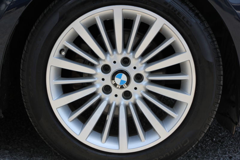 BMW 3シリーズ 320i ｸﾞﾗﾝﾂｰﾘｽﾓ ﾗｸﾞｼﾞｭｱﾘｰ 1ｵｰﾅ 追従ACC ﾋｰﾀｰ茶革 衝突軽減ﾌﾞﾚｰｷ 車線逸脱警告 歩行者警告 ﾀｯﾁﾊﾟｯﾄﾞ対応iﾄﾞﾗｲﾌﾞHDDﾅﾋﾞBｶﾒﾗ 電動ﾄﾗﾝｸ ｽﾏｰﾄｷｰ Bluetooth接続 ｸﾛｰﾑﾗｲﾝｴｸｽﾃﾘｱ 2年保証