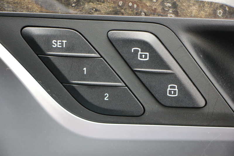 BMW X4 Xdrive30i Mｽﾎﾟｰﾂ 4WD 全ﾋｰﾀｰ茶革 ｵﾌﾟｼｮﾝ20AW HUD 追従ACC ｽﾃｱﾘﾝｸﾞｻﾎﾟｰﾄ Mｽﾎﾟｰﾂﾌﾞﾚｰｷ ﾜｲﾔﾚｽ充電 LEDﾍｯﾄﾞﾗｲﾄ 液晶ﾒｰﾀｰ ﾀｯﾁ画面HDDﾅﾋﾞPｱｼｽﾄﾌﾟﾗｽ ｱﾝﾋﾞｴﾝﾄﾗｲﾄ 360度ｶﾒﾗ 電動ﾄﾗﾝｸ 2年保証