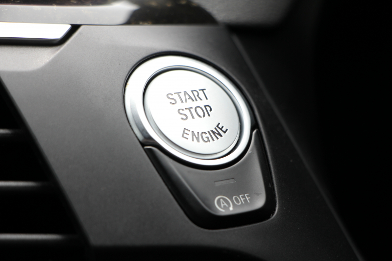 BMW X4 Xdrive30i Mｽﾎﾟｰﾂ 4WD 全ﾋｰﾀｰ茶革 ｵﾌﾟｼｮﾝ20AW HUD 追従ACC ｽﾃｱﾘﾝｸﾞｻﾎﾟｰﾄ Mｽﾎﾟｰﾂﾌﾞﾚｰｷ ﾜｲﾔﾚｽ充電 LEDﾍｯﾄﾞﾗｲﾄ 液晶ﾒｰﾀｰ ﾀｯﾁ画面HDDﾅﾋﾞPｱｼｽﾄﾌﾟﾗｽ ｱﾝﾋﾞｴﾝﾄﾗｲﾄ 360度ｶﾒﾗ 電動ﾄﾗﾝｸ 2年保証