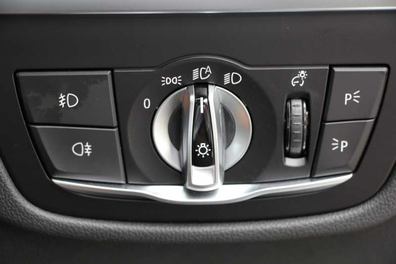 BMW X3 Xdrive20d ﾐｯﾄﾞﾅｲﾄｴﾃﾞｨｼｮﾝ 限定車 BMWﾗｲﾌﾞｺｯｸﾋﾟｯﾄ carplay対応新ﾅﾋﾞTV ﾋｰﾀｰ茶革 Mｼｰﾄﾍﾞﾙﾄ ﾊｰﾏﾝｶｰﾄﾞﾝ ｾﾝｻﾃｯｸﾌｨﾆｯｼｭﾀﾞｯｼｭ 20AW HUD 追従ACC ｽﾃｱﾘﾝｸﾞｻﾎﾟｰﾄ 360度ｶﾒﾗ ｱﾝﾋﾞｴﾝﾄﾗｲﾄ 2年保証