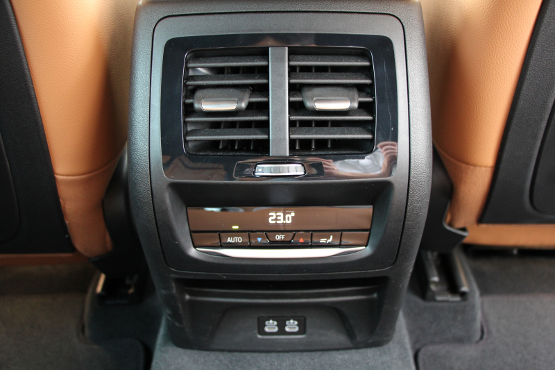 BMW X3 Xdrive20d ﾐｯﾄﾞﾅｲﾄｴﾃﾞｨｼｮﾝ 限定車 BMWﾗｲﾌﾞｺｯｸﾋﾟｯﾄ carplay対応新ﾅﾋﾞTV ﾋｰﾀｰ茶革 Mｼｰﾄﾍﾞﾙﾄ ﾊｰﾏﾝｶｰﾄﾞﾝ ｾﾝｻﾃｯｸﾌｨﾆｯｼｭﾀﾞｯｼｭ 20AW HUD 追従ACC ｽﾃｱﾘﾝｸﾞｻﾎﾟｰﾄ 360度ｶﾒﾗ ｱﾝﾋﾞｴﾝﾄﾗｲﾄ 2年保証