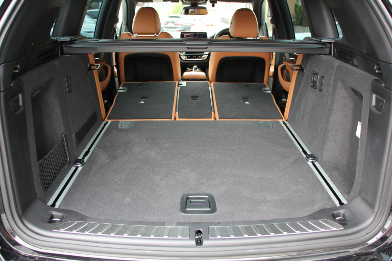 BMW X3 Xdrive20d ﾐｯﾄﾞﾅｲﾄｴﾃﾞｨｼｮﾝ 限定車 BMWﾗｲﾌﾞｺｯｸﾋﾟｯﾄ carplay対応新ﾅﾋﾞTV ﾋｰﾀｰ茶革 Mｼｰﾄﾍﾞﾙﾄ ﾊｰﾏﾝｶｰﾄﾞﾝ ｾﾝｻﾃｯｸﾌｨﾆｯｼｭﾀﾞｯｼｭ 20AW HUD 追従ACC ｽﾃｱﾘﾝｸﾞｻﾎﾟｰﾄ 360度ｶﾒﾗ ｱﾝﾋﾞｴﾝﾄﾗｲﾄ 2年保証