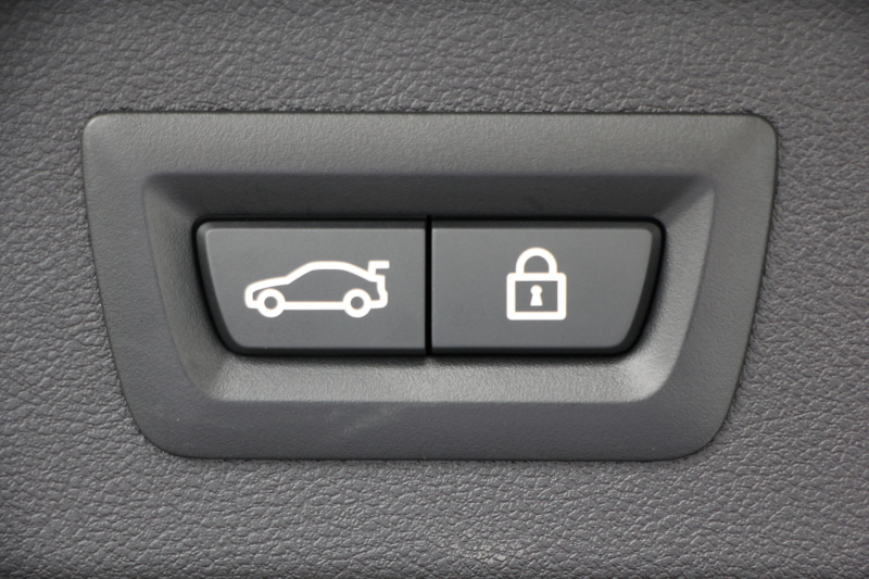 BMW X3 Xdrive20d ﾐｯﾄﾞﾅｲﾄｴﾃﾞｨｼｮﾝ 限定車 BMWﾗｲﾌﾞｺｯｸﾋﾟｯﾄ carplay対応新ﾅﾋﾞTV ﾋｰﾀｰ茶革 Mｼｰﾄﾍﾞﾙﾄ ﾊｰﾏﾝｶｰﾄﾞﾝ ｾﾝｻﾃｯｸﾌｨﾆｯｼｭﾀﾞｯｼｭ 20AW HUD 追従ACC ｽﾃｱﾘﾝｸﾞｻﾎﾟｰﾄ 360度ｶﾒﾗ ｱﾝﾋﾞｴﾝﾄﾗｲﾄ 2年保証