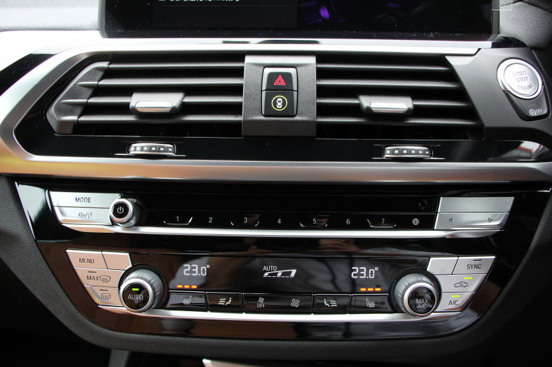 BMW X3 Xdrive20d ﾐｯﾄﾞﾅｲﾄｴﾃﾞｨｼｮﾝ 限定車 BMWﾗｲﾌﾞｺｯｸﾋﾟｯﾄ carplay対応新ﾅﾋﾞTV ﾋｰﾀｰ茶革 Mｼｰﾄﾍﾞﾙﾄ ﾊｰﾏﾝｶｰﾄﾞﾝ ｾﾝｻﾃｯｸﾌｨﾆｯｼｭﾀﾞｯｼｭ 20AW HUD 追従ACC ｽﾃｱﾘﾝｸﾞｻﾎﾟｰﾄ 360度ｶﾒﾗ ｱﾝﾋﾞｴﾝﾄﾗｲﾄ 2年保証