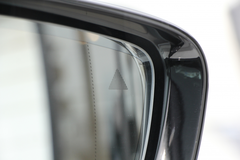 BMW 5シリーズ 530i ﾂｰﾘﾝｸﾞMｽﾎﾟｰﾂ 高出力 252馬力 ﾊﾟﾉﾗﾏｻﾝﾙｰﾌ 全ﾋｰﾀｰ黒革 HUD ﾜｲﾔﾚｽ充電 ｼﾞｪｽﾁｬｰC 追従ACC ｽﾃｱﾘﾝｸﾞｻﾎﾟｰﾄ ﾀｯﾁ画面HDDﾅﾋﾞTV 360度ｶﾒﾗ 電動ﾄﾗﾝｸ LEDﾍｯﾄﾞﾗｲﾄ 2年保証