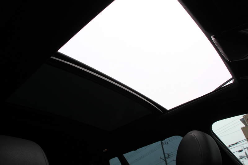 BMW 5シリーズ 530i ﾂｰﾘﾝｸﾞMｽﾎﾟｰﾂ 高出力 252馬力 ﾊﾟﾉﾗﾏｻﾝﾙｰﾌ 全ﾋｰﾀｰ黒革 HUD ﾜｲﾔﾚｽ充電 ｼﾞｪｽﾁｬｰC 追従ACC ｽﾃｱﾘﾝｸﾞｻﾎﾟｰﾄ ﾀｯﾁ画面HDDﾅﾋﾞTV 360度ｶﾒﾗ 電動ﾄﾗﾝｸ LEDﾍｯﾄﾞﾗｲﾄ 2年保証