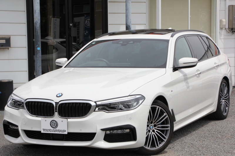 BMW 5シリーズ 530i ﾂｰﾘﾝｸﾞMｽﾎﾟｰﾂ 高出力 252馬力 ﾊﾟﾉﾗﾏｻﾝﾙｰﾌ 全ﾋｰﾀｰ黒革 HUD ﾜｲﾔﾚｽ充電 ｼﾞｪｽﾁｬｰC 追従ACC ｽﾃｱﾘﾝｸﾞｻﾎﾟｰﾄ ﾀｯﾁ画面HDDﾅﾋﾞTV 360度ｶﾒﾗ 電動ﾄﾗﾝｸ LEDﾍｯﾄﾞﾗｲﾄ 2年保証