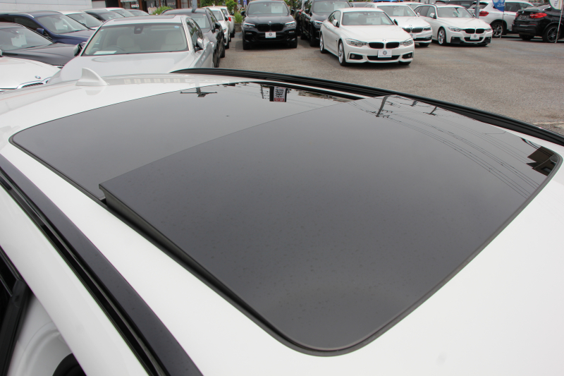 BMW 5シリーズ 530i ﾂｰﾘﾝｸﾞMｽﾎﾟｰﾂ 高出力 252馬力 ﾊﾟﾉﾗﾏｻﾝﾙｰﾌ 全ﾋｰﾀｰ黒革 HUD ﾜｲﾔﾚｽ充電 ｼﾞｪｽﾁｬｰC 追従ACC ｽﾃｱﾘﾝｸﾞｻﾎﾟｰﾄ ﾀｯﾁ画面HDDﾅﾋﾞTV 360度ｶﾒﾗ 電動ﾄﾗﾝｸ LEDﾍｯﾄﾞﾗｲﾄ 2年保証