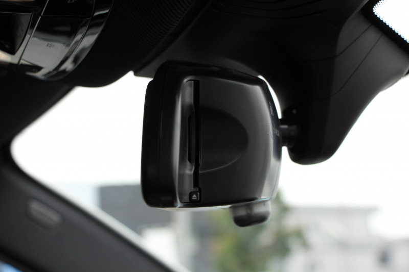 BMW 5シリーズ 530i ﾂｰﾘﾝｸﾞMｽﾎﾟｰﾂ 高出力 252馬力 ﾊﾟﾉﾗﾏｻﾝﾙｰﾌ 全ﾋｰﾀｰ黒革 HUD ﾜｲﾔﾚｽ充電 ｼﾞｪｽﾁｬｰC 追従ACC ｽﾃｱﾘﾝｸﾞｻﾎﾟｰﾄ ﾀｯﾁ画面HDDﾅﾋﾞTV 360度ｶﾒﾗ 電動ﾄﾗﾝｸ LEDﾍｯﾄﾞﾗｲﾄ 2年保証