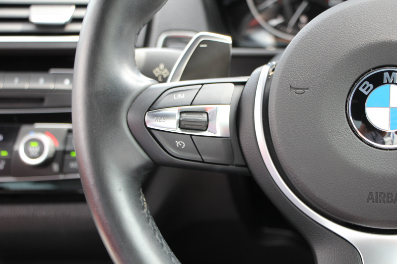 BMW 2シリーズ M235i ｸｰﾍﾟ直6ﾀｰﾎﾞ326馬力 ﾋｰﾀｰ赤革 ｱﾀﾞﾌﾟﾃｨﾌﾞMｻｽ Mﾊﾟﾌｫｰﾏﾝｽ前後ｴｱﾛ ﾌﾙｾｸﾞTV Bｶﾒﾗ&ﾘｱPDC 衝突軽減ﾌﾞﾚｰｷ 車線逸脱警告 歩行者警告 ﾌﾞﾚｰｷ付ｸﾙｺﾝ ﾊﾟﾄﾞﾙｼﾌﾄ 8速AT ﾀｯﾁﾊﾟｯﾄﾞ対応HDDﾅﾋﾞ2年保証