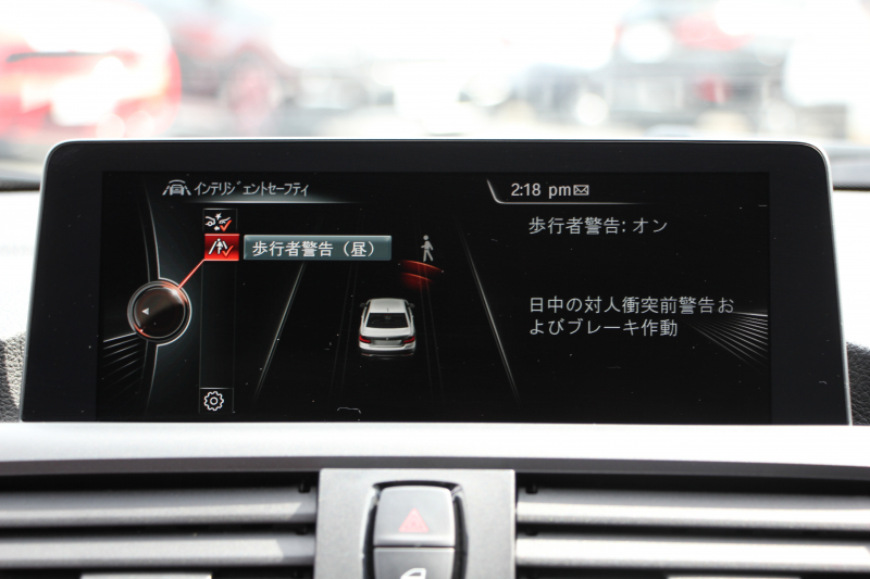 BMW 2シリーズ M235i ｸｰﾍﾟ直6ﾀｰﾎﾞ326馬力 ﾋｰﾀｰ赤革 ｱﾀﾞﾌﾟﾃｨﾌﾞMｻｽ Mﾊﾟﾌｫｰﾏﾝｽ前後ｴｱﾛ ﾌﾙｾｸﾞTV Bｶﾒﾗ&ﾘｱPDC 衝突軽減ﾌﾞﾚｰｷ 車線逸脱警告 歩行者警告 ﾌﾞﾚｰｷ付ｸﾙｺﾝ ﾊﾟﾄﾞﾙｼﾌﾄ 8速AT ﾀｯﾁﾊﾟｯﾄﾞ対応HDDﾅﾋﾞ2年保証