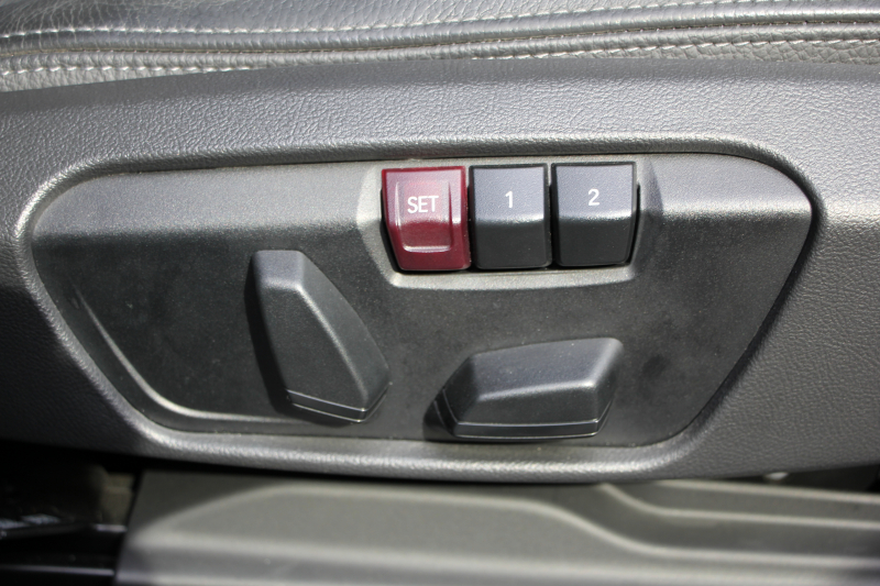 BMW 2シリーズ 218d ｸﾞﾗﾝﾂｱﾗｰ ﾗｸﾞｼﾞｭｱﾘｰ 3列7人乗 追従ACC HUD 変更後ﾀｯﾁ画面ﾅﾋﾞﾋｰﾀｰ黒革 LEDﾍｯﾄﾞﾗｲﾄ ｺﾝﾌｫｰﾄP 電動ﾘｱｹﾞｰﾄ ｽﾏｰﾄｷｰ 衝突軽減ﾌﾞﾚｰｷ 車線逸脱警告 歩行者警告 Pｱｼｽﾄ 2年保証