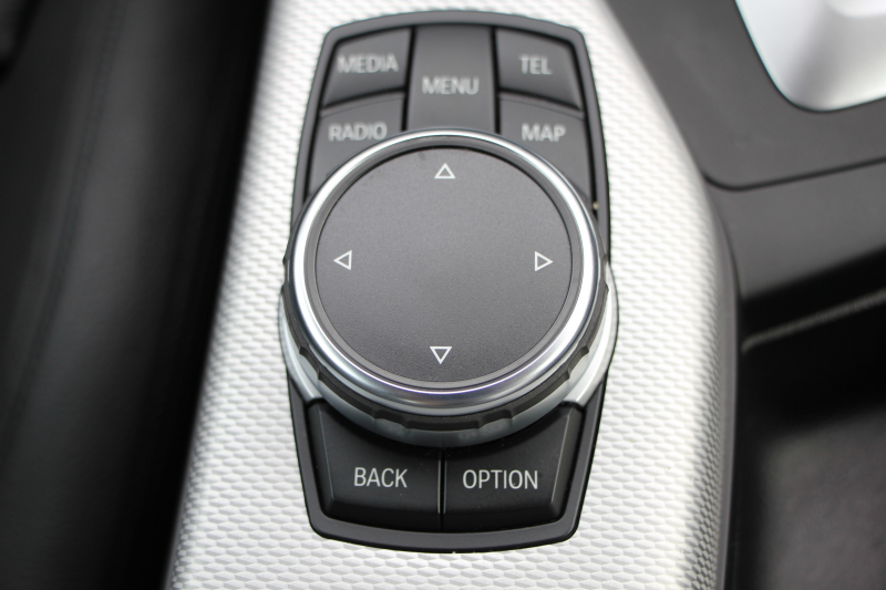 BMW 2シリーズ M235i ｸｰﾍﾟ直6ﾀｰﾎﾞ326馬力 ﾋｰﾀｰ黒革 ｱﾀﾞﾌﾟﾃｨﾌﾞMｻｽ Mｽﾎﾟｰﾂﾌﾞﾚｰｷ Bｶﾒﾗ&ﾘｱPDC 衝突軽減ﾌﾞﾚｰｷ 車線逸脱警告 歩行者警告 ﾌﾞﾚｰｷ付ｸﾙｺﾝ HDDﾅﾋﾞBluetooth接続 ｽﾏｰﾄｷｰ 専用ﾌﾞﾚｰｷ 18AW 2年保証