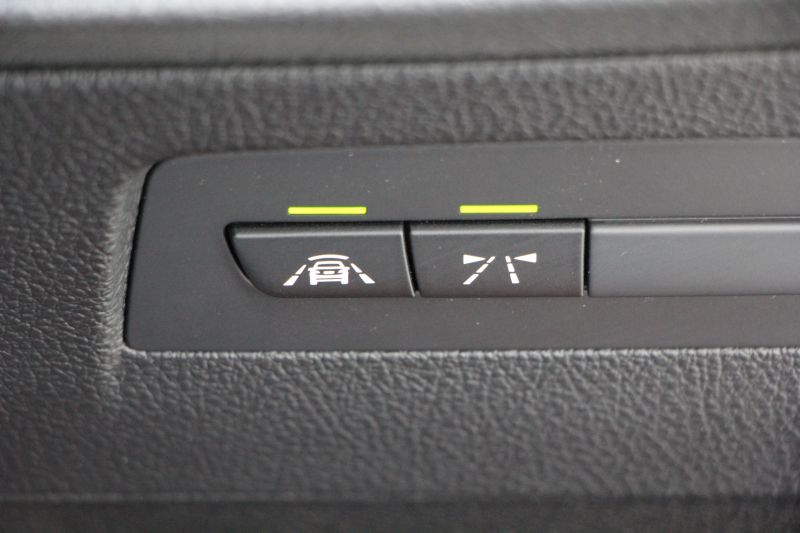 BMW 2シリーズ M235i ｸｰﾍﾟ直6ﾀｰﾎﾞ326馬力 ﾋｰﾀｰ黒革 ｱﾀﾞﾌﾟﾃｨﾌﾞMｻｽ Mｽﾎﾟｰﾂﾌﾞﾚｰｷ Bｶﾒﾗ&ﾘｱPDC 衝突軽減ﾌﾞﾚｰｷ 車線逸脱警告 歩行者警告 ﾌﾞﾚｰｷ付ｸﾙｺﾝ HDDﾅﾋﾞBluetooth接続 ｽﾏｰﾄｷｰ 専用ﾌﾞﾚｰｷ 18AW 2年保証