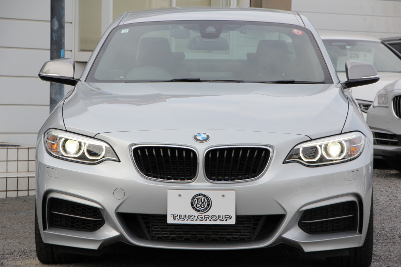 BMW 2シリーズ M235i ｸｰﾍﾟ直6ﾀｰﾎﾞ326馬力 ﾋｰﾀｰ黒革 ｱﾀﾞﾌﾟﾃｨﾌﾞMｻｽ Mｽﾎﾟｰﾂﾌﾞﾚｰｷ Bｶﾒﾗ&ﾘｱPDC 衝突軽減ﾌﾞﾚｰｷ 車線逸脱警告 歩行者警告 ﾌﾞﾚｰｷ付ｸﾙｺﾝ HDDﾅﾋﾞBluetooth接続 ｽﾏｰﾄｷｰ 専用ﾌﾞﾚｰｷ 18AW 2年保証