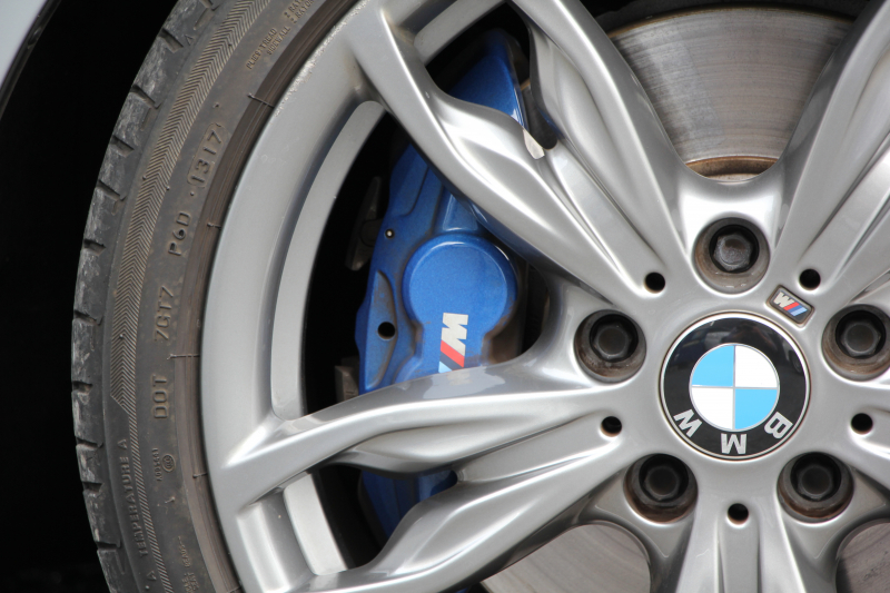 BMW 2シリーズ M235i ｸｰﾍﾟ直6ﾀｰﾎﾞ326馬力 ﾋｰﾀｰ黒革 ｱﾀﾞﾌﾟﾃｨﾌﾞMｻｽ Mｽﾎﾟｰﾂﾌﾞﾚｰｷ Bｶﾒﾗ&ﾘｱPDC 衝突軽減ﾌﾞﾚｰｷ 車線逸脱警告 歩行者警告 ﾌﾞﾚｰｷ付ｸﾙｺﾝ HDDﾅﾋﾞBluetooth接続 ｽﾏｰﾄｷｰ 専用ﾌﾞﾚｰｷ 18AW 2年保証