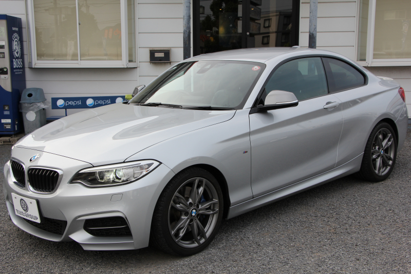 BMW 2シリーズ M235i ｸｰﾍﾟ直6ﾀｰﾎﾞ326馬力 ﾋｰﾀｰ黒革 ｱﾀﾞﾌﾟﾃｨﾌﾞMｻｽ Mｽﾎﾟｰﾂﾌﾞﾚｰｷ Bｶﾒﾗ&ﾘｱPDC 衝突軽減ﾌﾞﾚｰｷ 車線逸脱警告 歩行者警告 ﾌﾞﾚｰｷ付ｸﾙｺﾝ HDDﾅﾋﾞBluetooth接続 ｽﾏｰﾄｷｰ 専用ﾌﾞﾚｰｷ 18AW 2年保証