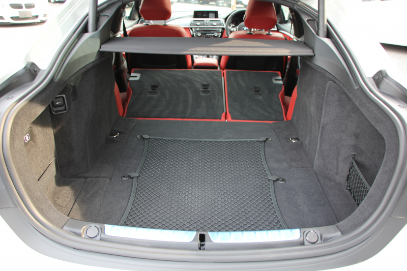 BMW 4シリーズ 440i ｸﾞﾗﾝｸｰﾍﾟMｽﾎﾟｰﾂ 最終ﾓﾃﾞﾙ ｻﾝﾙｰﾌ ｺｰﾗﾙﾚｯﾄﾞﾚｻﾞｰ LEDﾍｯﾄﾞﾗｲﾄ&ﾃｰﾙ 直6ﾀｰﾎﾞ326馬力 液晶ﾒｰﾀｰ ﾊｰﾏﾝｶｰﾄﾞﾝ 追従ACC HUD ﾀｯﾁ画面ﾅﾋﾞTV 衝突軽減ﾌﾞﾚｰｷ 車線逸脱警告 歩行者警告 2年保証