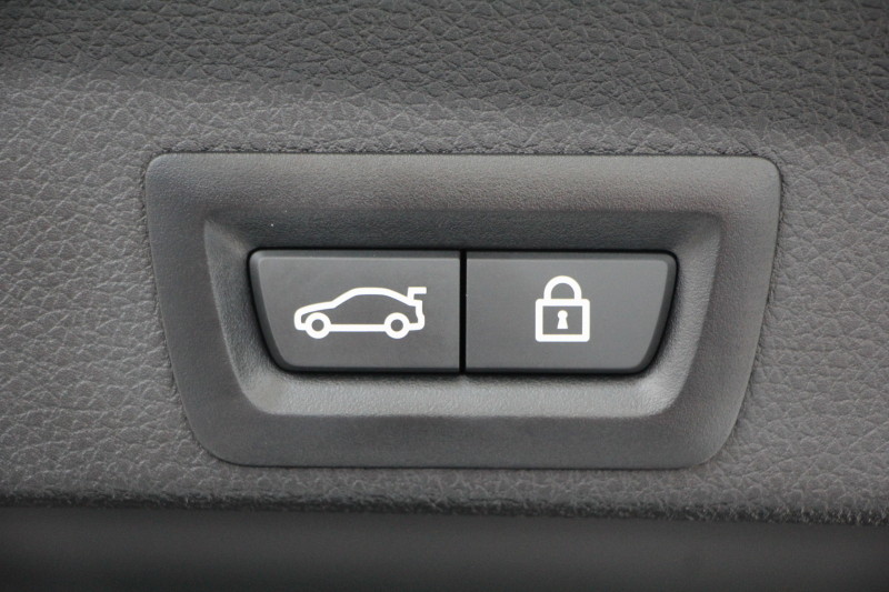 BMW 4シリーズ 440i ｸﾞﾗﾝｸｰﾍﾟMｽﾎﾟｰﾂ 最終ﾓﾃﾞﾙ ｻﾝﾙｰﾌ ｺｰﾗﾙﾚｯﾄﾞﾚｻﾞｰ LEDﾍｯﾄﾞﾗｲﾄ&ﾃｰﾙ 直6ﾀｰﾎﾞ326馬力 液晶ﾒｰﾀｰ ﾊｰﾏﾝｶｰﾄﾞﾝ 追従ACC HUD ﾀｯﾁ画面ﾅﾋﾞTV 衝突軽減ﾌﾞﾚｰｷ 車線逸脱警告 歩行者警告 2年保証