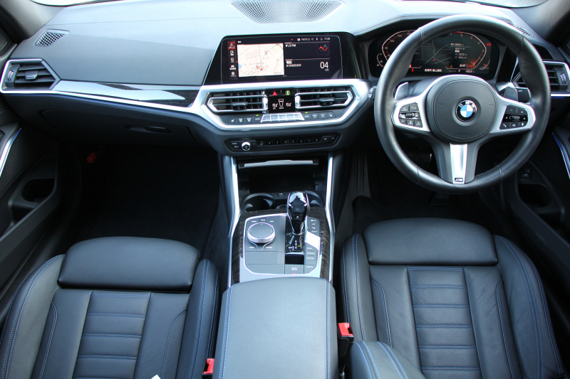 BMW 3シリーズ 330i Mｽﾎﾟｰﾂ ｲﾉﾍﾞｰｼｮﾝ&ﾃﾞﾋﾞｭｰ&ｺﾝﾌｫｰﾄP 高出力 258馬力 ﾚｰｻﾞｰLEDﾗｲﾄ HUD ｼﾞｪｽﾁｬｰC ﾋｰﾀｰ黒革 電動ﾄﾗﾝｸ Hifiｽﾋﾟｰｶｰ 360度ｶﾒﾗ ﾚｲｽﾞVMF19AW ﾋﾞﾙｼｭﾀｲﾝEVOS車高調 追従ACC ｽﾃｱﾘﾝｸﾞｻﾎﾟｰﾄ ﾀｯﾁﾊﾟﾈﾙﾅﾋﾞ2年保証