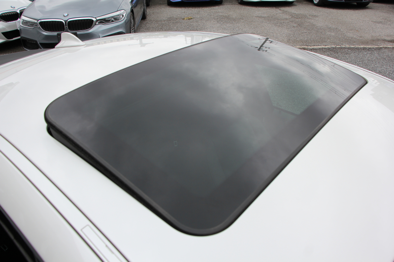 BMW 3シリーズ 335i ｸｰﾍﾟMｽﾎﾟｰﾂ☆期間限定掲載☆最終ﾓﾃﾞﾙ ｻﾝﾙｰﾌ ﾋｰﾀｰ黒革 真珠色 N55B30Aｴﾝｼﾞﾝ 7速DCT 直6ﾀｰﾎﾞ306馬力 ｱﾄﾞﾊﾞﾝﾚｰｼﾝｸﾞ19AW iﾄﾞﾗｲﾌﾞHDDﾅﾋﾞﾌﾙｾｸﾞTV ﾊﾟﾄﾞﾙｼﾌﾄ ｽﾏｰﾄｷｰ ｸﾙｺﾝ 専用ｴｱﾛ MPerformanceﾘｱﾃﾞｨﾌｭｰｻﾞｰ 2年保証