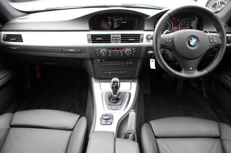 BMW 3シリーズ 335i ｸｰﾍﾟMｽﾎﾟｰﾂ☆期間限定掲載☆最終ﾓﾃﾞﾙ ｻﾝﾙｰﾌ ﾋｰﾀｰ黒革 真珠色 N55B30Aｴﾝｼﾞﾝ 7速DCT 直6ﾀｰﾎﾞ306馬力 ｱﾄﾞﾊﾞﾝﾚｰｼﾝｸﾞ19AW iﾄﾞﾗｲﾌﾞHDDﾅﾋﾞﾌﾙｾｸﾞTV ﾊﾟﾄﾞﾙｼﾌﾄ ｽﾏｰﾄｷｰ ｸﾙｺﾝ 専用ｴｱﾛ MPerformanceﾘｱﾃﾞｨﾌｭｰｻﾞｰ 2年保証