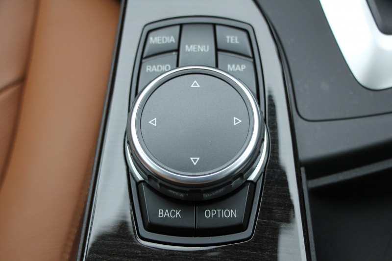 BMW 3シリーズ 320i ｸﾞﾗﾝﾂｰﾘｽﾓ ﾗｸﾞｼﾞｭｱﾘｰ☆期間限定掲載☆追従ACC ﾋｰﾀｰ茶革 衝突軽減ﾌﾞﾚｰｷ 車線逸脱警告 歩行者警告 ﾌﾙｾｸﾞTV ﾀｯﾁﾊﾟｯﾄﾞ対応iﾄﾞﾗｲﾌﾞHDDﾅﾋﾞBｶﾒﾗ 電動ﾄﾗﾝｸ ｽﾏｰﾄｷｰ Bluetooth接続 ｸﾛｰﾑﾗｲﾝｴｸｽﾃﾘｱ 2年保証