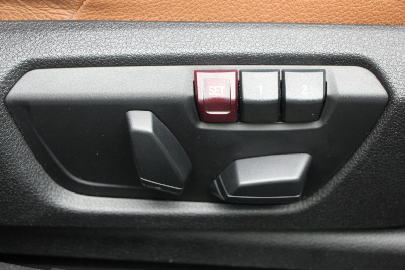 BMW 3シリーズ 320i ｸﾞﾗﾝﾂｰﾘｽﾓ ﾗｸﾞｼﾞｭｱﾘｰ☆期間限定掲載☆追従ACC ﾋｰﾀｰ茶革 衝突軽減ﾌﾞﾚｰｷ 車線逸脱警告 歩行者警告 ﾌﾙｾｸﾞTV ﾀｯﾁﾊﾟｯﾄﾞ対応iﾄﾞﾗｲﾌﾞHDDﾅﾋﾞBｶﾒﾗ 電動ﾄﾗﾝｸ ｽﾏｰﾄｷｰ Bluetooth接続 ｸﾛｰﾑﾗｲﾝｴｸｽﾃﾘｱ 2年保証