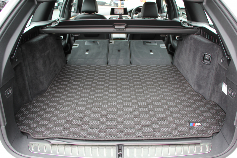 BMW 5シリーズ 540i Xdrive ﾂｰﾘﾝｸﾞMｽﾎﾟｰﾂ ﾃﾞﾋﾞｭｰP 4WD☆期間限定掲載☆直6ﾀｰﾎﾞ340馬力  全ﾋｰﾀｰ黒革 ｿﾌﾄｸﾛｰｽﾞﾄﾞｱ ｼﾞｪｽﾁｬｰC 液晶ﾒｰﾀｰ HUD 追従ACC LEDﾍｯﾄﾞﾗｲﾄ ﾀｯﾁ画面ﾅﾋﾞTV Mｽﾎﾟｰﾂﾌﾞﾚｰｷ 360度ﾊﾟﾉﾗﾏｶﾒﾗ 19AW ｱﾝﾋﾞｴﾝﾄﾗｲﾄ 電動ﾄﾗﾝｸ  2年保証