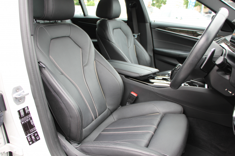 BMW 5シリーズ 540i Xdrive ﾂｰﾘﾝｸﾞMｽﾎﾟｰﾂ ﾃﾞﾋﾞｭｰP 4WD☆期間限定掲載☆直6ﾀｰﾎﾞ340馬力  全ﾋｰﾀｰ黒革 ｿﾌﾄｸﾛｰｽﾞﾄﾞｱ ｼﾞｪｽﾁｬｰC 液晶ﾒｰﾀｰ HUD 追従ACC LEDﾍｯﾄﾞﾗｲﾄ ﾀｯﾁ画面ﾅﾋﾞTV Mｽﾎﾟｰﾂﾌﾞﾚｰｷ 360度ﾊﾟﾉﾗﾏｶﾒﾗ 19AW ｱﾝﾋﾞｴﾝﾄﾗｲﾄ 電動ﾄﾗﾝｸ  2年保証