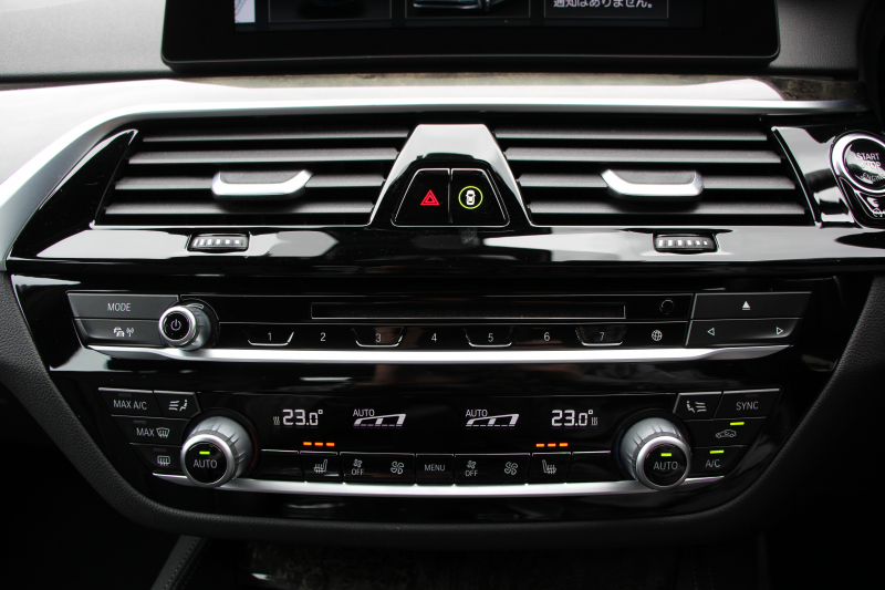 BMW 5シリーズ 540i Xdrive ﾂｰﾘﾝｸﾞMｽﾎﾟｰﾂ ﾃﾞﾋﾞｭｰP 4WD☆期間限定掲載☆直6ﾀｰﾎﾞ340馬力  全ﾋｰﾀｰ黒革 ｿﾌﾄｸﾛｰｽﾞﾄﾞｱ ｼﾞｪｽﾁｬｰC 液晶ﾒｰﾀｰ HUD 追従ACC LEDﾍｯﾄﾞﾗｲﾄ ﾀｯﾁ画面ﾅﾋﾞTV Mｽﾎﾟｰﾂﾌﾞﾚｰｷ 360度ﾊﾟﾉﾗﾏｶﾒﾗ 19AW ｱﾝﾋﾞｴﾝﾄﾗｲﾄ 電動ﾄﾗﾝｸ  2年保証