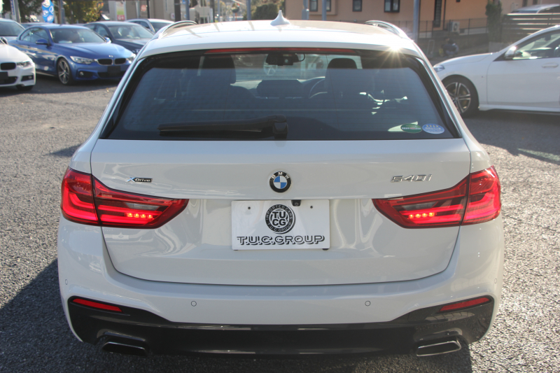 BMW 5シリーズ 540i Xdrive ﾂｰﾘﾝｸﾞMｽﾎﾟｰﾂ ﾃﾞﾋﾞｭｰP 4WD☆期間限定掲載☆直6ﾀｰﾎﾞ340馬力  全ﾋｰﾀｰ黒革 ｿﾌﾄｸﾛｰｽﾞﾄﾞｱ ｼﾞｪｽﾁｬｰC 液晶ﾒｰﾀｰ HUD 追従ACC LEDﾍｯﾄﾞﾗｲﾄ ﾀｯﾁ画面ﾅﾋﾞTV Mｽﾎﾟｰﾂﾌﾞﾚｰｷ 360度ﾊﾟﾉﾗﾏｶﾒﾗ 19AW ｱﾝﾋﾞｴﾝﾄﾗｲﾄ 電動ﾄﾗﾝｸ  2年保証