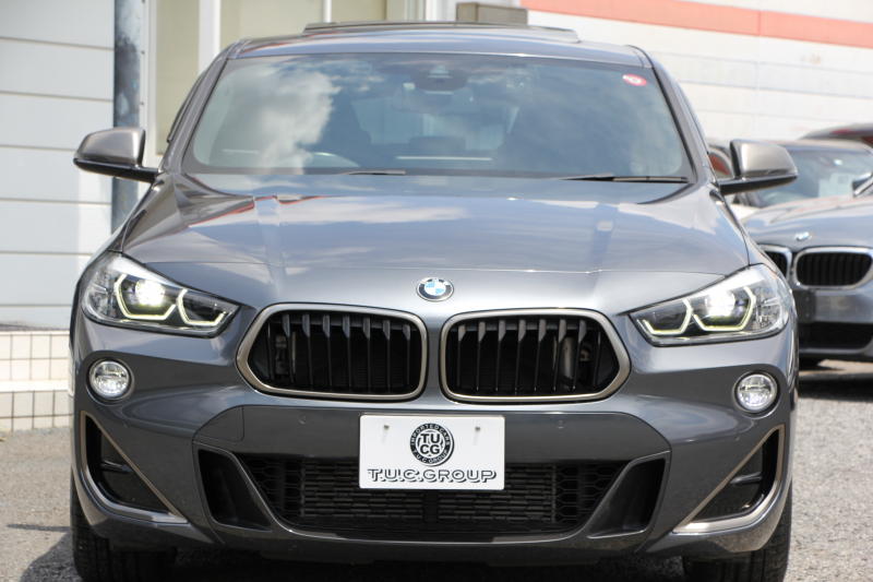 BMW X2 M35i ｾﾚｸﾄP 306馬力 直噴ﾂｲﾝﾀｰﾎﾞ4WD ﾊﾟﾉﾗﾏｻﾝR Mｽﾎﾟｰﾂｼｰﾄ ｵﾌﾟｼｮﾝ20AW ｼｰﾄﾋｰﾀｰ ﾌﾙｾｸﾞTV 追従ACC HUD LEDﾍｯﾄﾞﾗｲﾄ ｺﾝﾌｫｰﾄP 電動ﾄﾗﾝｸ Pｱｼｽﾄ Mｽﾎﾟｰﾂﾌﾞﾚｰｷ Mﾘｱｽﾎﾟｲﾗｰ 専用ﾃﾞﾌ 2年保証