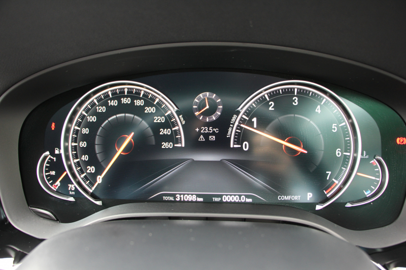 BMW 5シリーズ 530i ﾗｸﾞｼﾞｭｱﾘｰ 真珠色 高出力 252馬力 全ﾋｰﾀｰ黒革 追従ACC ｽﾃｱﾘﾝｸﾞｻﾎﾟｰﾄ ﾌﾙｾｸﾞTV ﾀｯﾁ画面HDDﾅﾋﾞTV 360度ｶﾒﾗ LEDﾍｯﾄﾞﾗｲﾄ ｵｰﾄﾊｲﾋﾞｰﾑ ｱﾝﾋﾞｴﾝﾄﾗｲﾄ ｽﾏｰﾄｷｰ PDC緊急ﾌﾞﾚｰｷ 2年保証