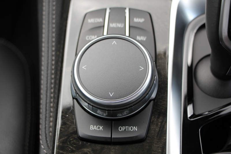 BMW 5シリーズ 530i ﾗｸﾞｼﾞｭｱﾘｰ 真珠色 高出力 252馬力 全ﾋｰﾀｰ黒革 追従ACC ｽﾃｱﾘﾝｸﾞｻﾎﾟｰﾄ ﾌﾙｾｸﾞTV ﾀｯﾁ画面HDDﾅﾋﾞTV 360度ｶﾒﾗ LEDﾍｯﾄﾞﾗｲﾄ ｵｰﾄﾊｲﾋﾞｰﾑ ｱﾝﾋﾞｴﾝﾄﾗｲﾄ ｽﾏｰﾄｷｰ PDC緊急ﾌﾞﾚｰｷ 2年保証