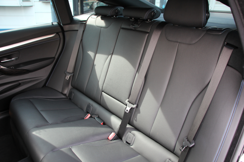 BMW 3シリーズ 320i ｸﾞﾗﾝﾂｰﾘｽﾓ Mｽﾎﾟｰﾂ 後期LCI 新ｴﾝｼﾞﾝ ﾋｰﾀｰ黒革 LEDﾍｯﾄﾞﾗｲﾄ&ﾃｰﾙ 追従ACC ﾚｰﾝﾁｪﾝｼﾞ警告 衝突軽減ﾌﾞﾚｰｷ 車線逸脱警告 歩行者警告 HDDﾅﾋﾞTOPﾋﾞｭｰｶﾒﾗ ｻｲﾄﾞﾋﾞｭｰｶﾒﾗ 電動ﾄﾗﾝｸ ｽﾏｰﾄｷｰ 2年保証