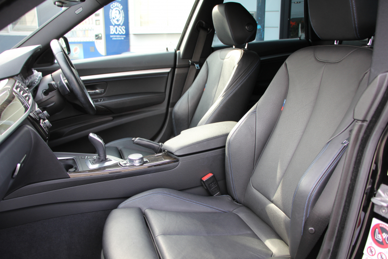 BMW 3シリーズ 320i ｸﾞﾗﾝﾂｰﾘｽﾓ Mｽﾎﾟｰﾂ 後期LCI 新ｴﾝｼﾞﾝ ﾋｰﾀｰ黒革 LEDﾍｯﾄﾞﾗｲﾄ&ﾃｰﾙ 追従ACC ﾚｰﾝﾁｪﾝｼﾞ警告 衝突軽減ﾌﾞﾚｰｷ 車線逸脱警告 歩行者警告 HDDﾅﾋﾞTOPﾋﾞｭｰｶﾒﾗ ｻｲﾄﾞﾋﾞｭｰｶﾒﾗ 電動ﾄﾗﾝｸ ｽﾏｰﾄｷｰ 2年保証