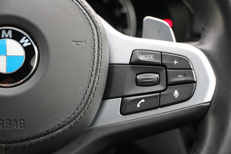 BMW 5シリーズ 530i Mｽﾎﾟｰﾂ 高出力 252馬力 ｻﾝﾙｰﾌ 全ﾋｰﾀｰ黒革 追従ACC ｽﾃｱﾘﾝｸﾞｻﾎﾟｰﾄ LEDﾍｯﾄﾞﾗｲﾄ ｵｰﾄﾊｲﾋﾞｰﾑ ﾀｯﾁ画面HDDﾅﾋﾞTV 360度ｶﾒﾗ 電動ﾄﾗﾝｸ 19AW Mｽﾎﾟｰﾂﾌﾞﾚｰｷ PDC緊急ﾌﾞﾚｰｷ 2年保証