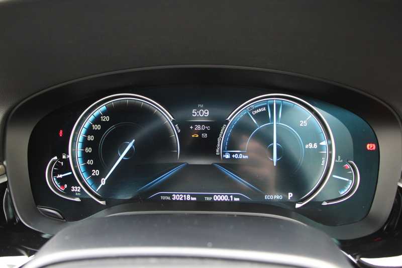 BMW 5シリーズ 530i Mｽﾎﾟｰﾂ 高出力 252馬力 ｻﾝﾙｰﾌ 全ﾋｰﾀｰ黒革 追従ACC ｽﾃｱﾘﾝｸﾞｻﾎﾟｰﾄ LEDﾍｯﾄﾞﾗｲﾄ ｵｰﾄﾊｲﾋﾞｰﾑ ﾀｯﾁ画面HDDﾅﾋﾞTV 360度ｶﾒﾗ 電動ﾄﾗﾝｸ 19AW Mｽﾎﾟｰﾂﾌﾞﾚｰｷ PDC緊急ﾌﾞﾚｰｷ 2年保証