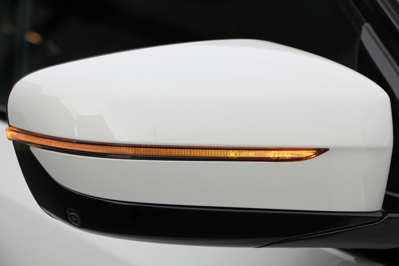 BMW 5シリーズ 530i Mｽﾎﾟｰﾂ 高出力 252馬力 ｻﾝﾙｰﾌ 全ﾋｰﾀｰ黒革 追従ACC ｽﾃｱﾘﾝｸﾞｻﾎﾟｰﾄ LEDﾍｯﾄﾞﾗｲﾄ ｵｰﾄﾊｲﾋﾞｰﾑ ﾀｯﾁ画面HDDﾅﾋﾞTV 360度ｶﾒﾗ 電動ﾄﾗﾝｸ 19AW Mｽﾎﾟｰﾂﾌﾞﾚｰｷ PDC緊急ﾌﾞﾚｰｷ 2年保証