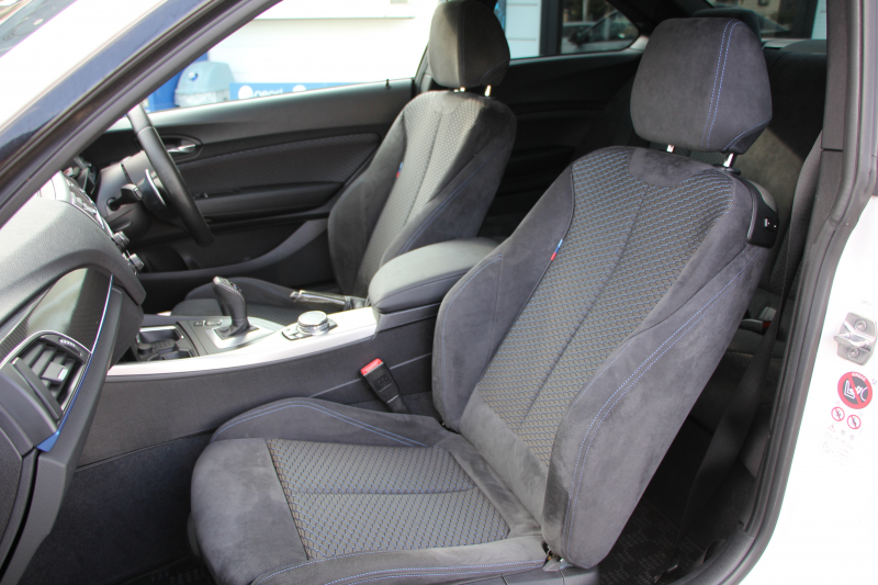 BMW 2シリーズ M235i ｸｰﾍﾟ直6ﾀｰﾎﾞ326馬力 Mﾊﾟﾌｫｰﾏﾝｽｴｱﾛ ｱﾄﾞﾊﾞﾝﾚｰｼﾝｸﾞ鍛造19AW ｱﾀﾞﾌﾟﾃｨﾌﾞMｻｽ ﾌﾙｾｸﾞTV Bｶﾒﾗ&ﾘｱPDC 衝突軽減ﾌﾞﾚｰｷ 車線逸脱警告 歩行者警告 ﾌﾞﾚｰｷ付ｸﾙｺﾝ ﾊﾟﾄﾞﾙｼﾌﾄ 8速AT ﾀｯﾁﾊﾟｯﾄﾞ対応HDDﾅﾋﾞ2年保証